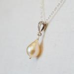 Pink Pearl Rhinestone Neckl..